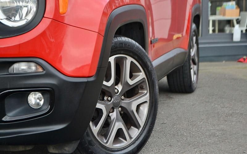 Used Jeep Renegade Night Eagle 120 HP (88 kW) 2016 Red SUV