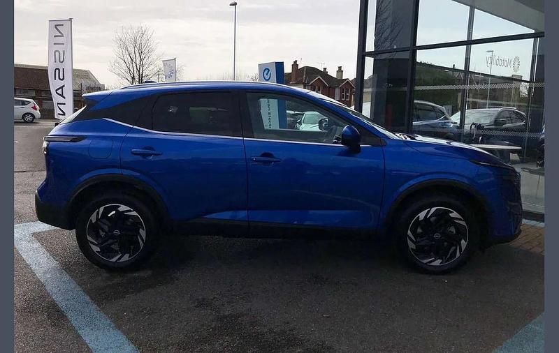 New Nissan Qashqai N-Connecta 138 HP (101 kW) 2025 Blue SUV