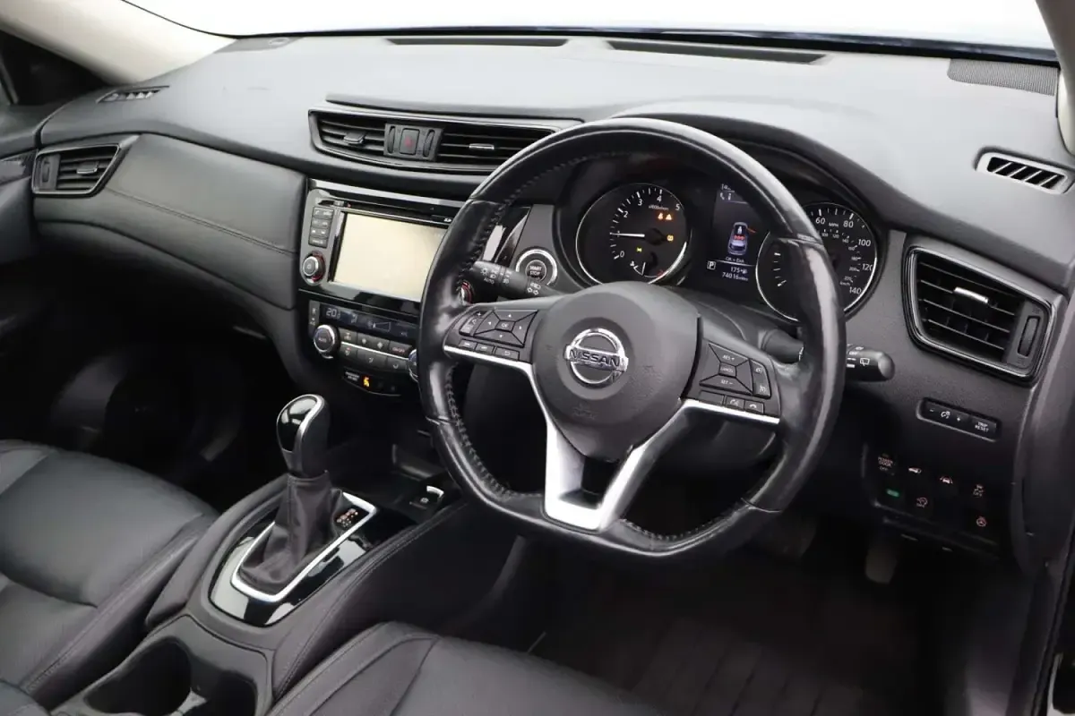 Used Nissan X-Trail Tekna 2019 Black SUV