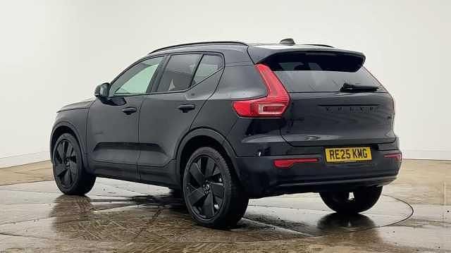 Used Volvo XC40 Plus 194 HP (142 kW) 2025 Black SUV