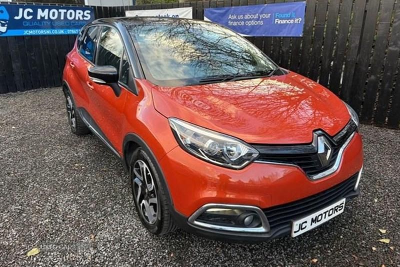 Orange/black Used 2014 Renault Captur Dynamique SUV | £4,495 (Fair price) - Image 1/1