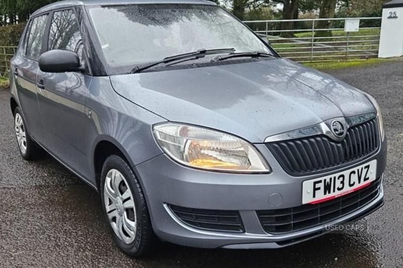 Used Skoda Fabia 60 HP (44 kW) 2013 Grey Hatchback