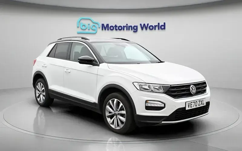 Usado VW T-Roc Design 110 HP (80 kW) 2021 Branco SUV