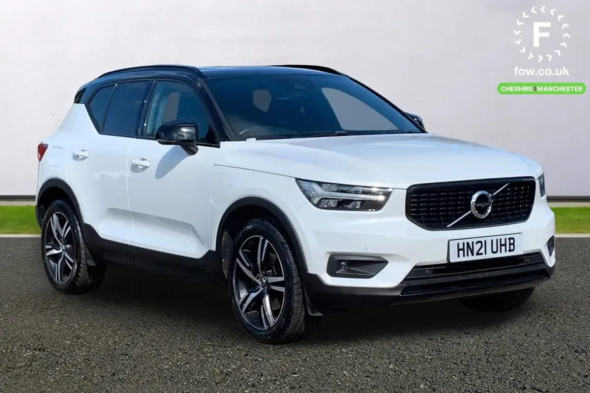 Used Volvo XC40 R-Design 197 HP (144 kW) 2021 SUV