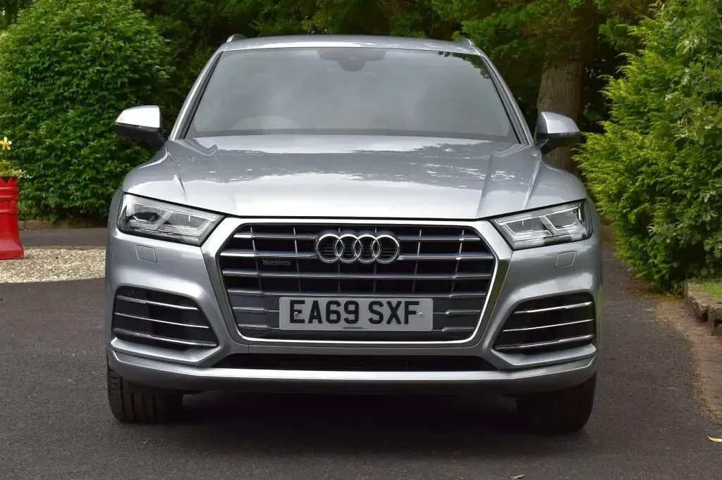 Used Audi Q5 S-Line 245 HP (180 kW) 2019 Silver SUV
