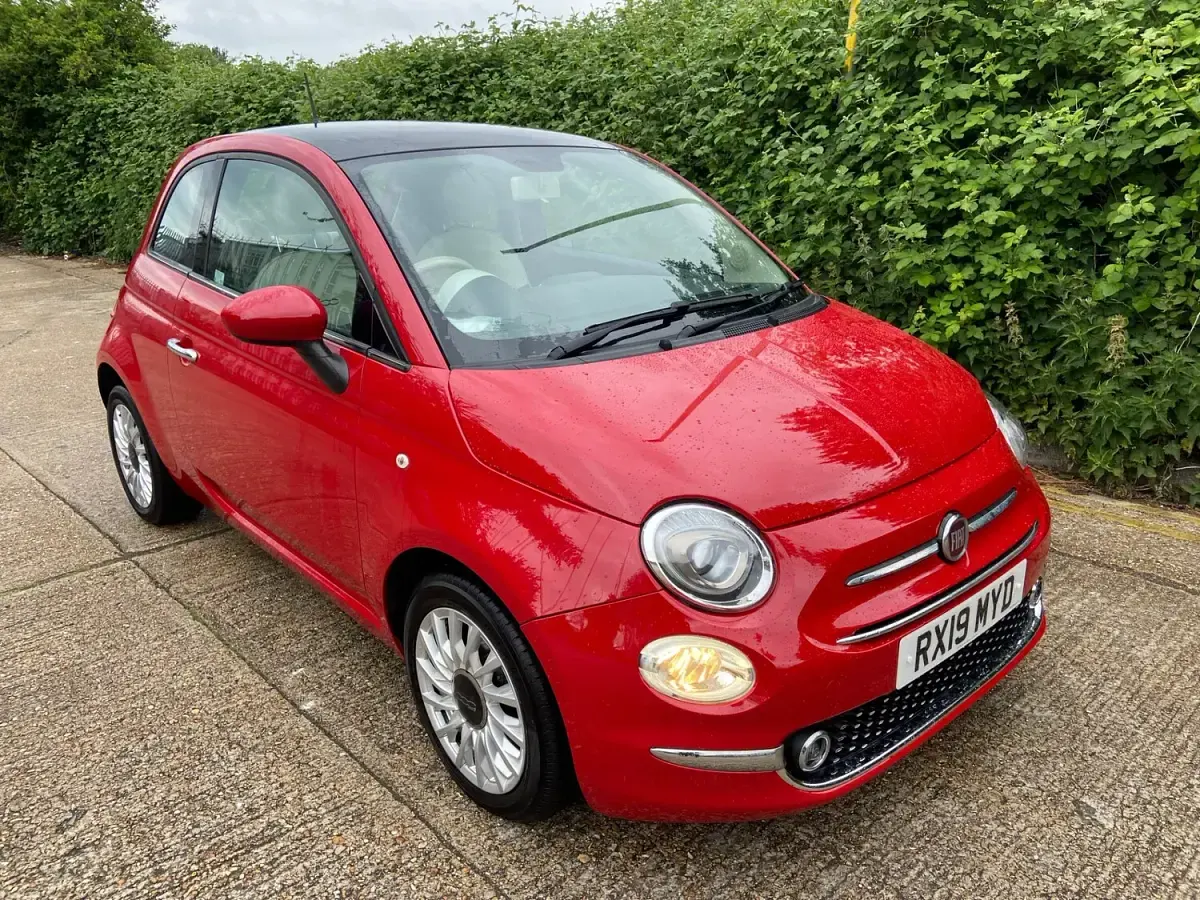 Used Fiat 500 Lounge 69 HP (50 kW) 2019 Red Hatchback