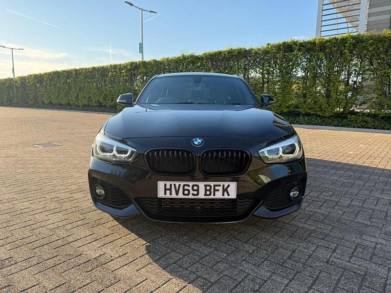 Used BMW 118 Efficient Dynamics 2019 Black Hatchback