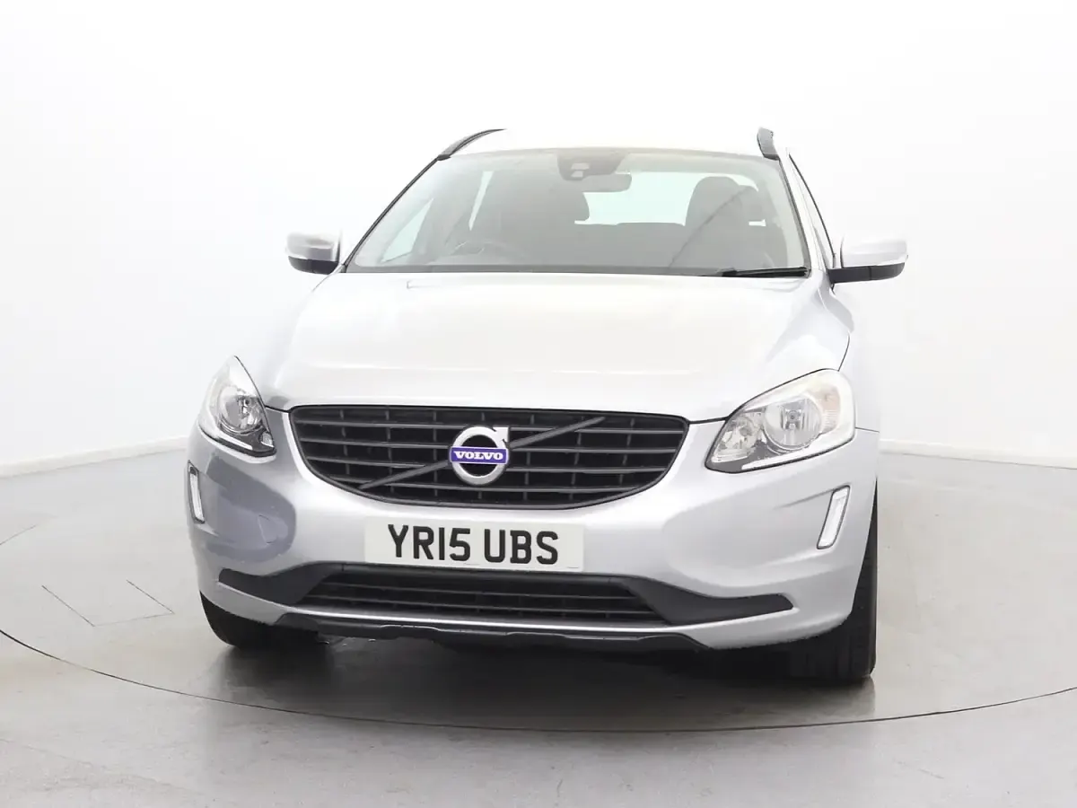 Used Volvo XC60 SE 181 HP (133 kW) 2015 Silver SUV