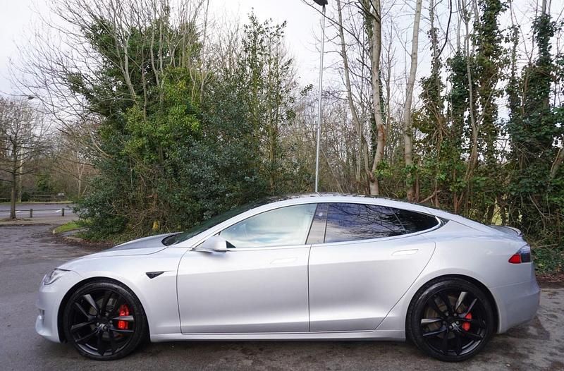 Used Tesla Model S 386 kW (525 HP) 2018 Grey Hatchback