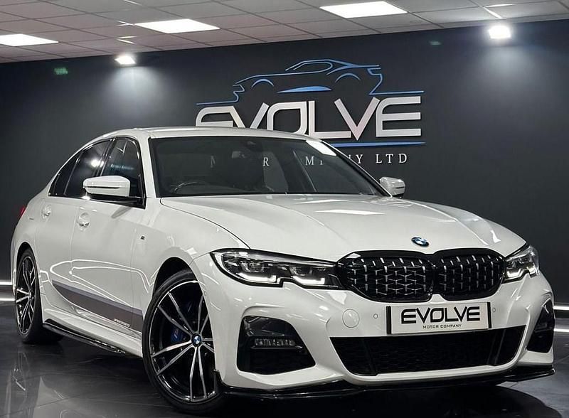 White Used 2020 BMW 330 M Sport Sedan | £22,195 (Good price) - Image 1/4
