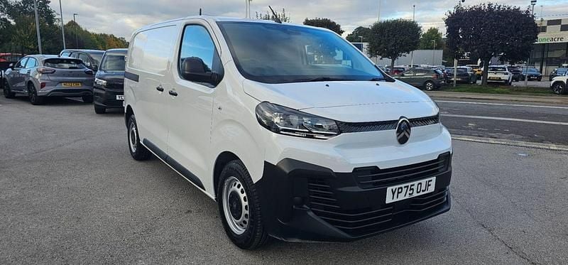 White New 2025 Citroën Dispatch MPV | £22,000 (Fair price) - Image 1/4