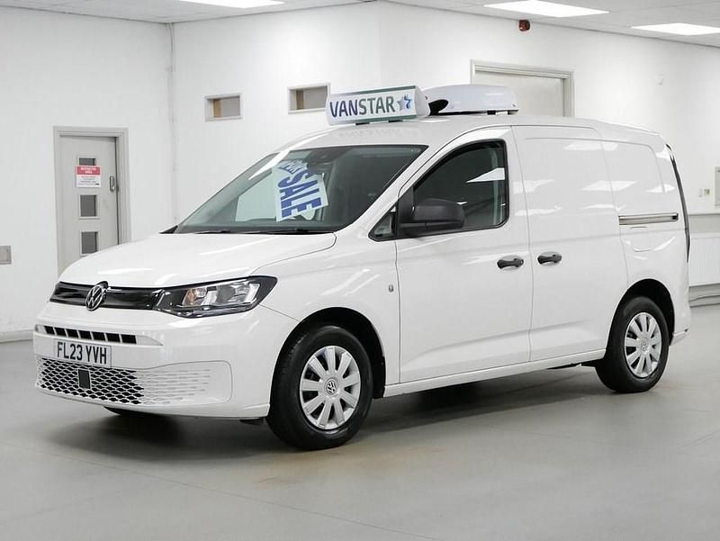 Used VW Caddy Edition 102 HP (75 kW) 2023 White MPV