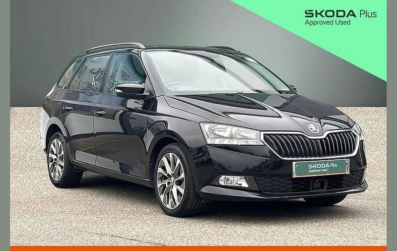 Used Skoda Fabia SE Drive 94 HP (69 kW) 2021 Black magic pearl effect Estate