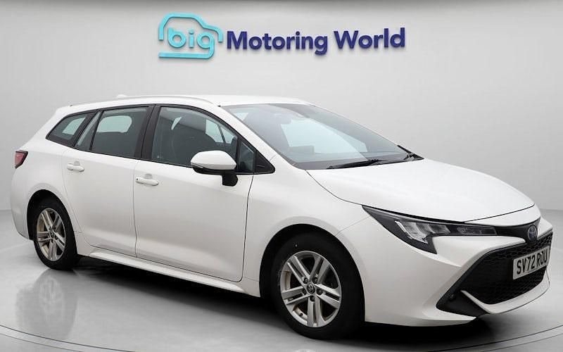 Used 2022 Toyota Corolla Estate | £18,000 (Good price) - Image 1/4