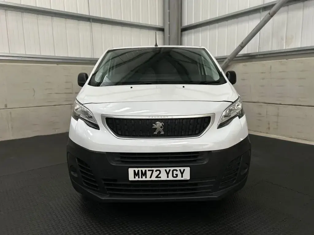 Begagnad Peugeot Expert Premium 100 HK (73 kW) 2022 Vit Van