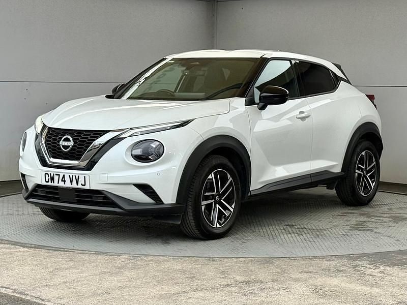 Used Nissan Juke N-Connecta 114 HP (83 kW) 2025 White SUV