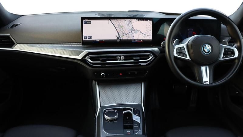 Used BMW 330e M Sport 288 HP (211 kW) 2023 Skyscraper grey metallic  Sedan