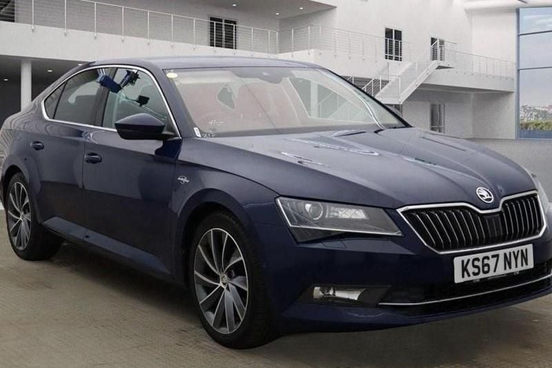 Blue Used 2018 Skoda Superb LAURIN & KLEMENT Hatchback | £12,995 (Good price) - Image 1/1