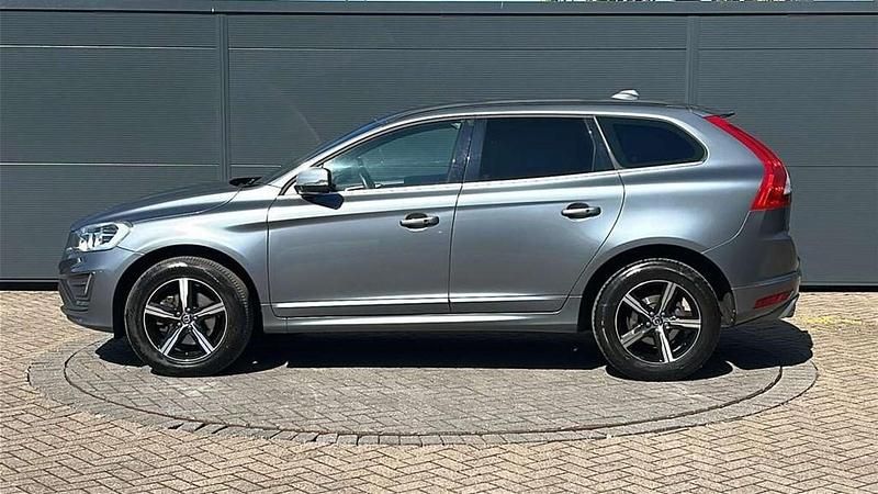 Used Volvo XC60 R-Design 2017 Grey SUV