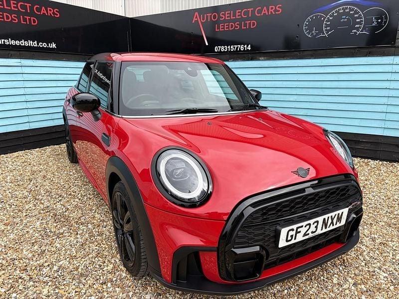Used Mini Cooper Hatch 134 HP (98 kW) 2023 Red Hatchback