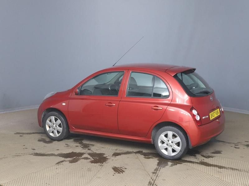 Used Nissan Micra 79 HP (58 kW) 2007 Red Hatchback