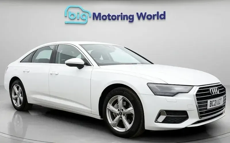 Usado Audi A6 Sport 204 HP (150 kW) 2021 Sedan