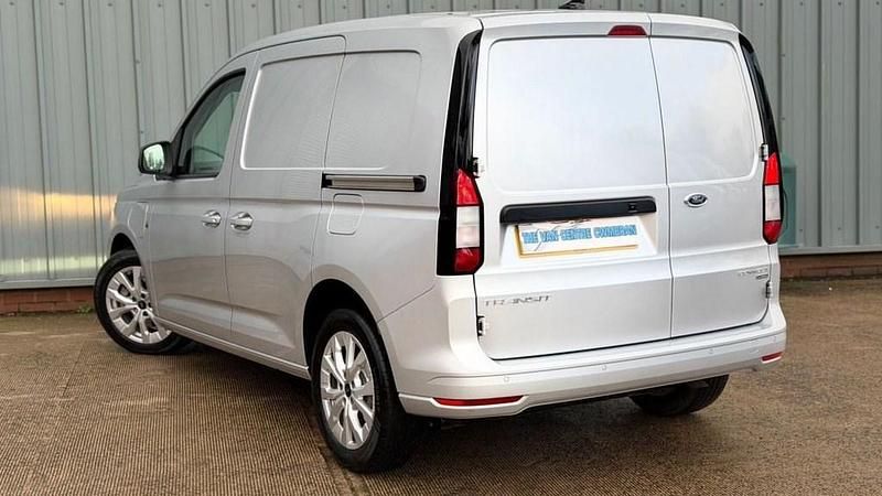 Usado Ford Transit Connect Limited 150 HP (110 kW) 2025 Prateado Monovolume