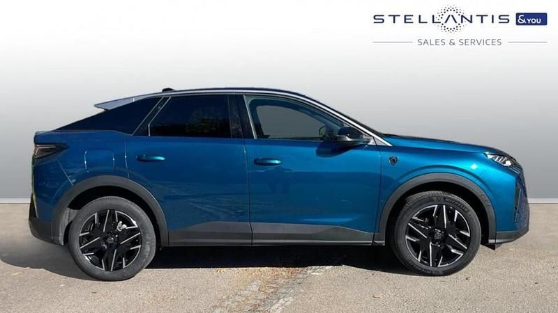 Blue Used 2025 Peugeot 3008 GT SUV | £27,506 (Expensive) - Image 1/4