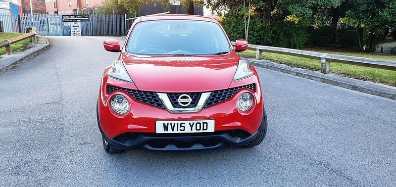 Red Used 2015 Nissan Juke Visia SUV | £3,850 (Good price) - Image 1/4