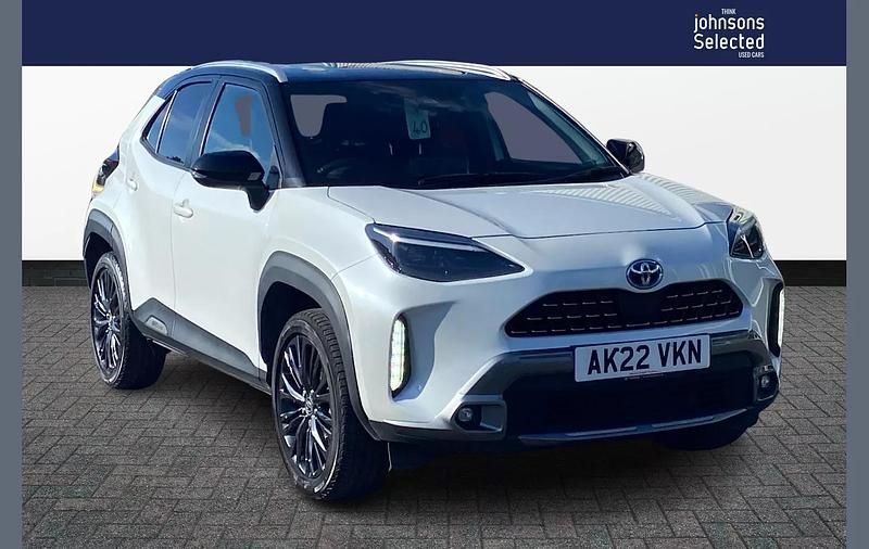 Other Used 2022 Toyota Yaris Cross SUV | £19,944 (Fair price) - Image 1/4
