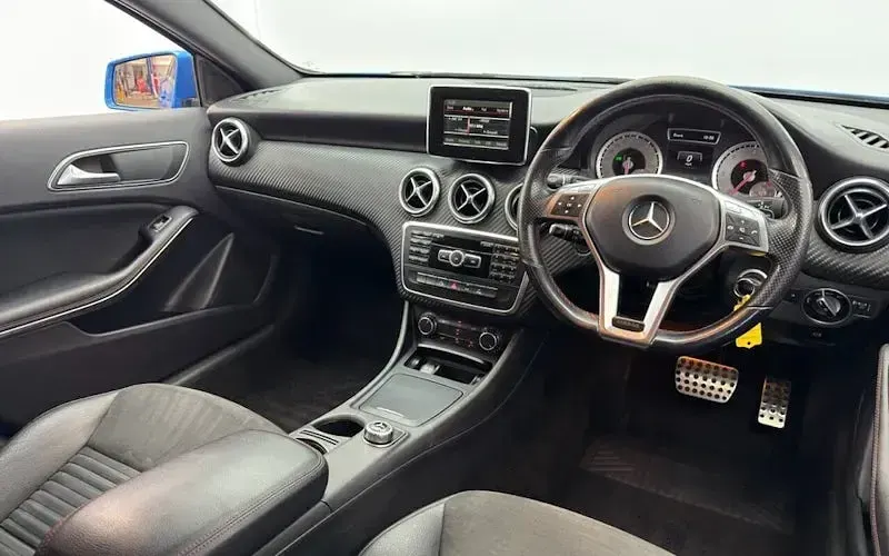 Used Mercedes A200 AMG 136 HP (100 kW) 2014 Blue Hatchback