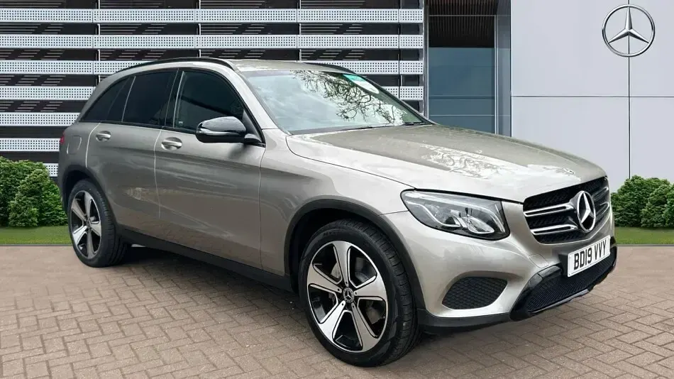 Second-hand Mercedes GLC250 Urban 211 CP (155 kW) 2019 Break