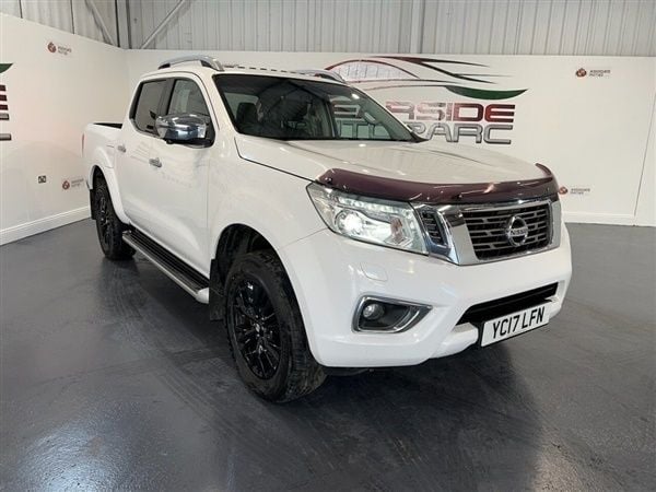 White Used 2017 Nissan Navara S Pickup | £14,000 (A bit pricey) - Image 1/4