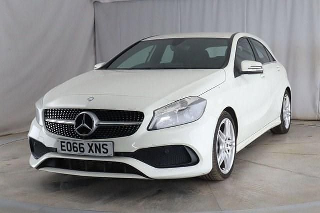 Used Mercedes A200 AMG line 136 HP (100 kW) 2016 White Hatchback