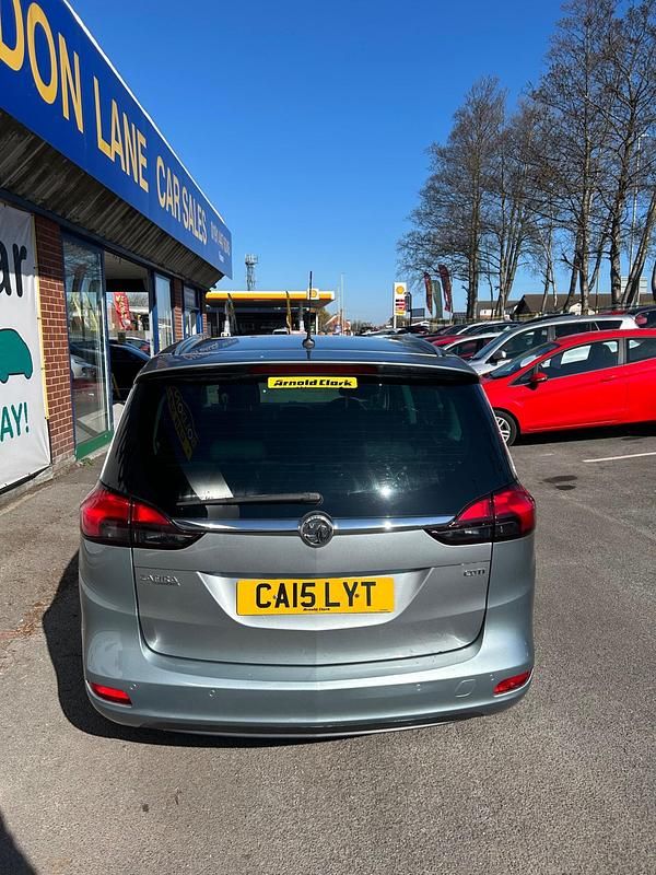 Used Vauxhall Zafira SRi 170 HP (125 kW) 2015 Silver MPV