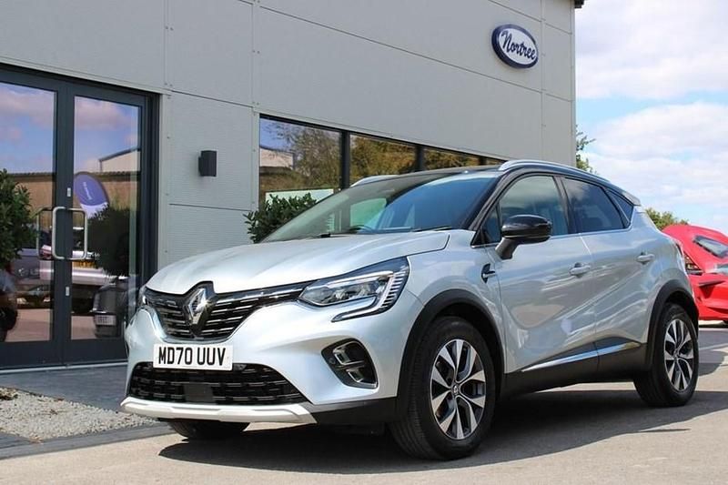 Grey/black Used 2021 Renault Captur Version S SUV | £15,337 (Fair price) - Image 1/1
