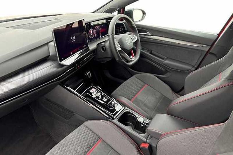 Used VW Golf VIII GTI Clubsport 300 HP (220 kW) 2025 Red Hatchback
