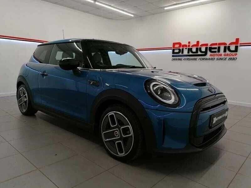Blue Used 2021 Mini Cooper S Collection Hatchback | £15,882 (Expensive) - Image 1/4