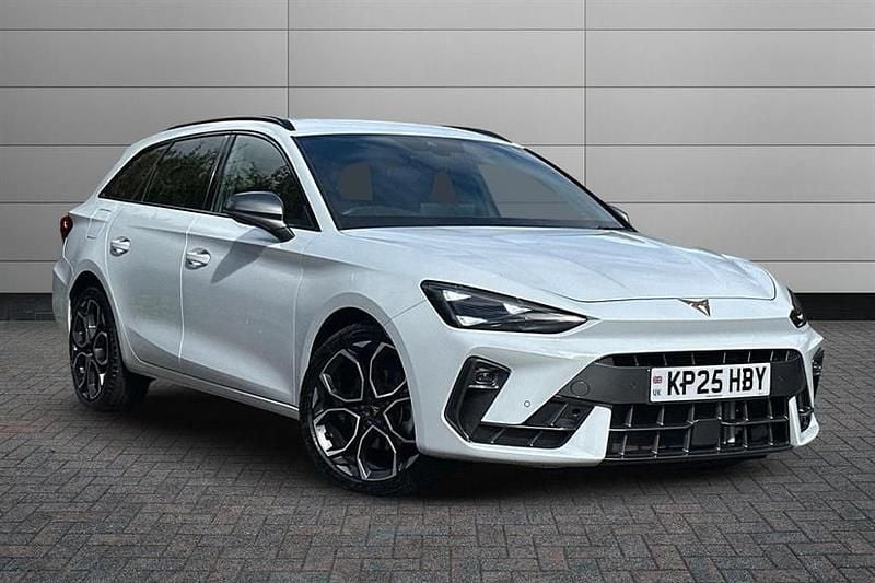 Glacial white Used 2025 Cupra Leon Estate | £25,990 (A bit pricey) - Image 1/4
