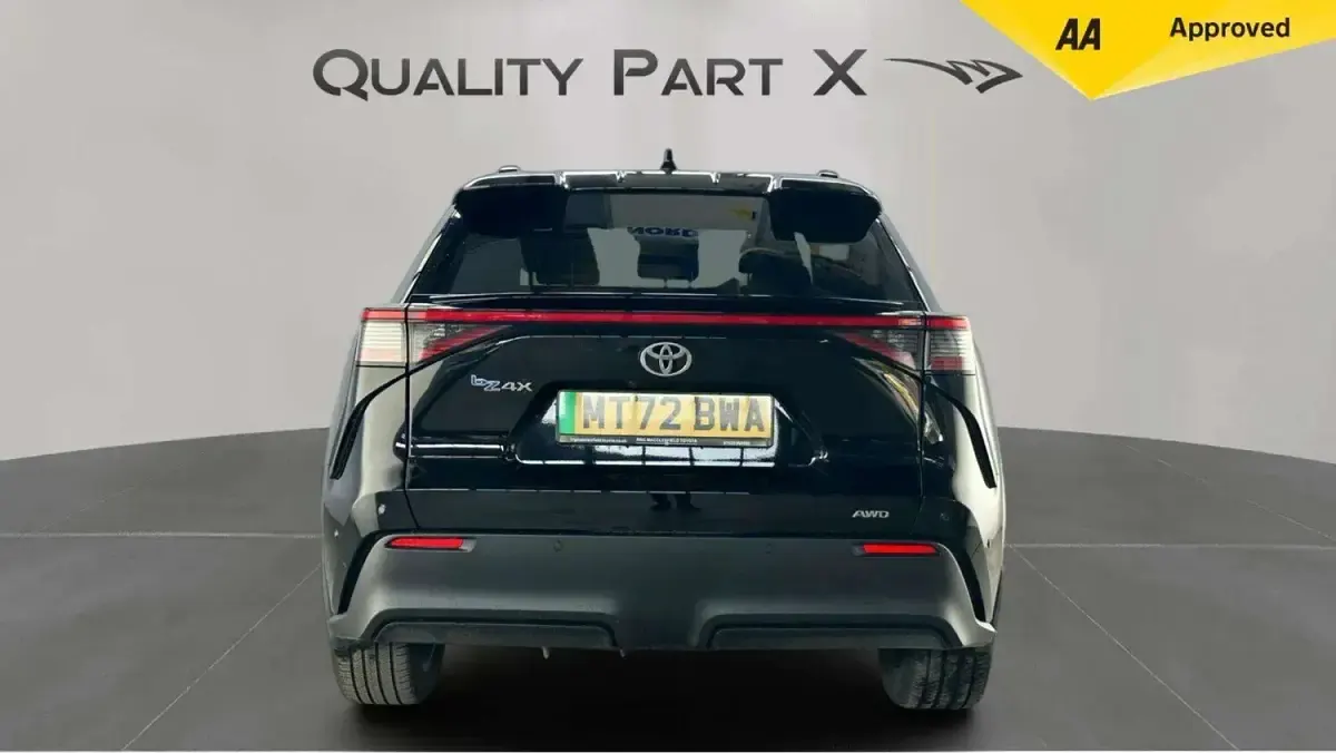 Used Toyota bZ4X 161 kW (220 HP) 2022 Black SUV