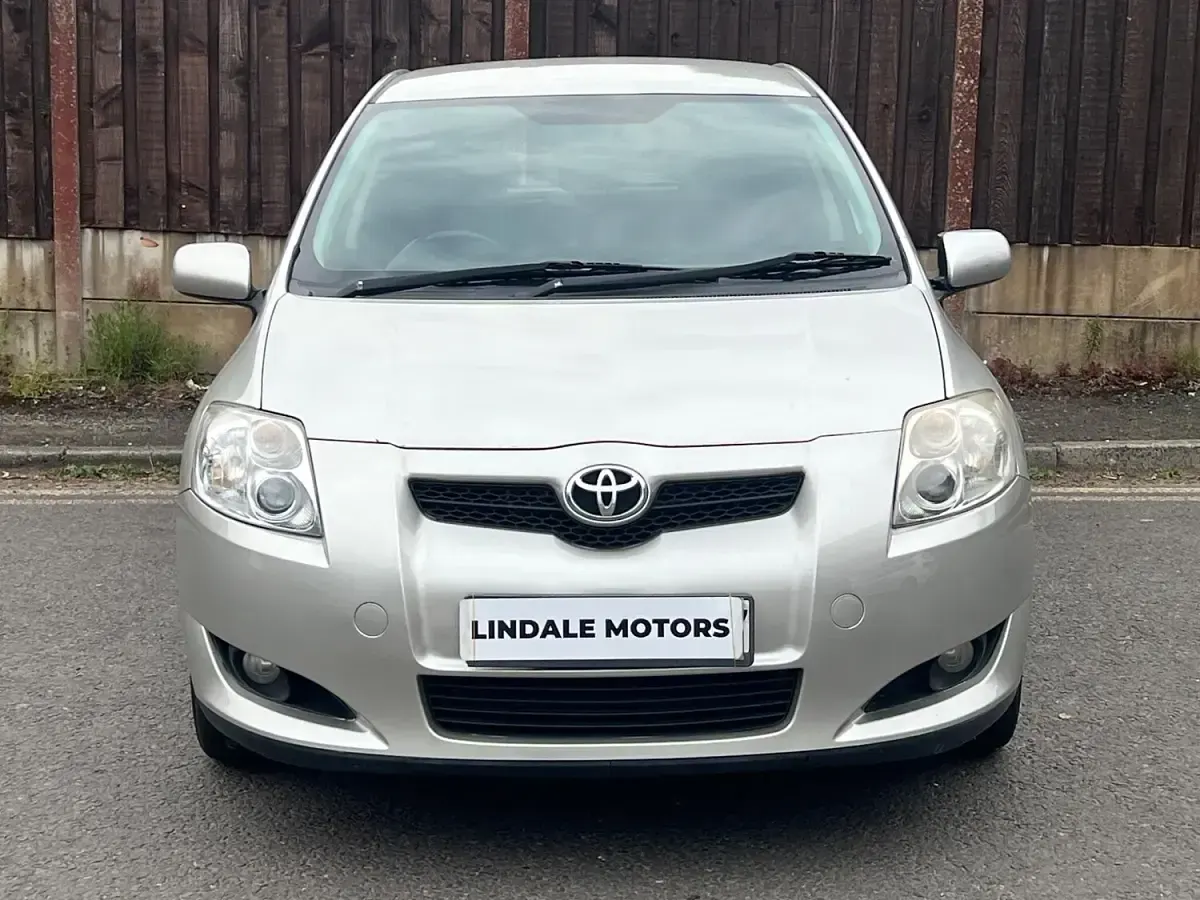 Used Toyota Auris 2007 Silver Hatchback