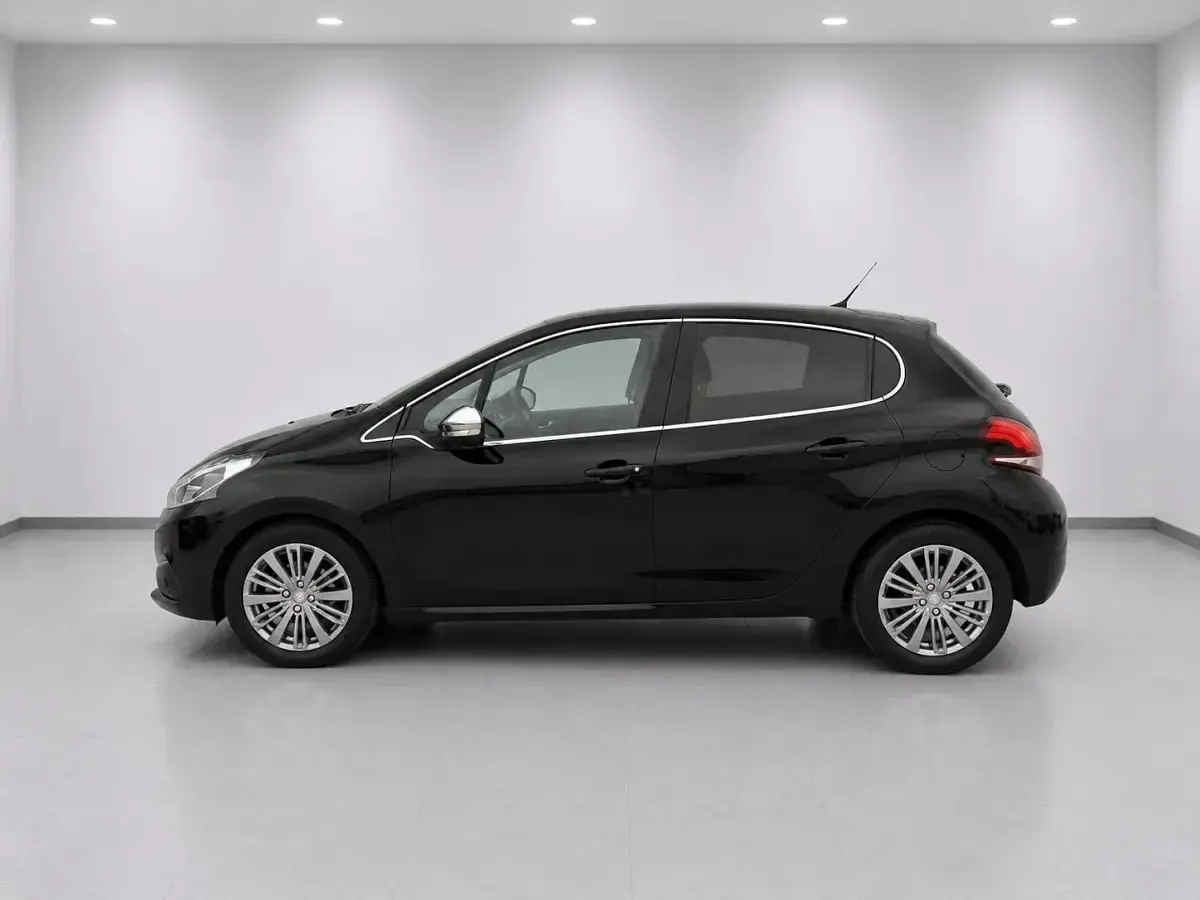Used Peugeot 208 Allure 2017 Black Hatchback