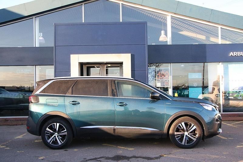 Green Used 2020 Peugeot 5008 GT-line MPV | £18,100 (Fair price) - Image 1/3
