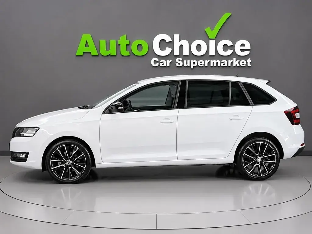 Used Skoda Rapid Sport 110 HP (80 kW) 2017 White Hatchback