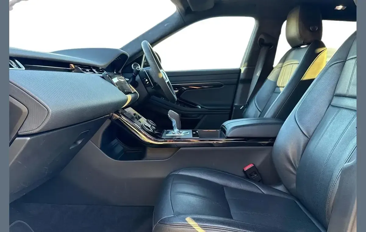 Used Land Rover Range Rover evoque 300 HP (220 kW) 2022 Black SUV
