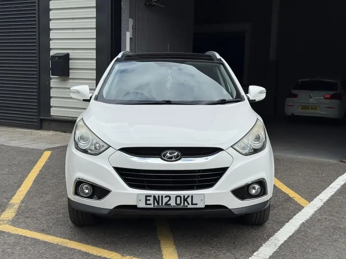 Used Hyundai ix35 Premium 184 HP (135 kW) 2012 White SUV