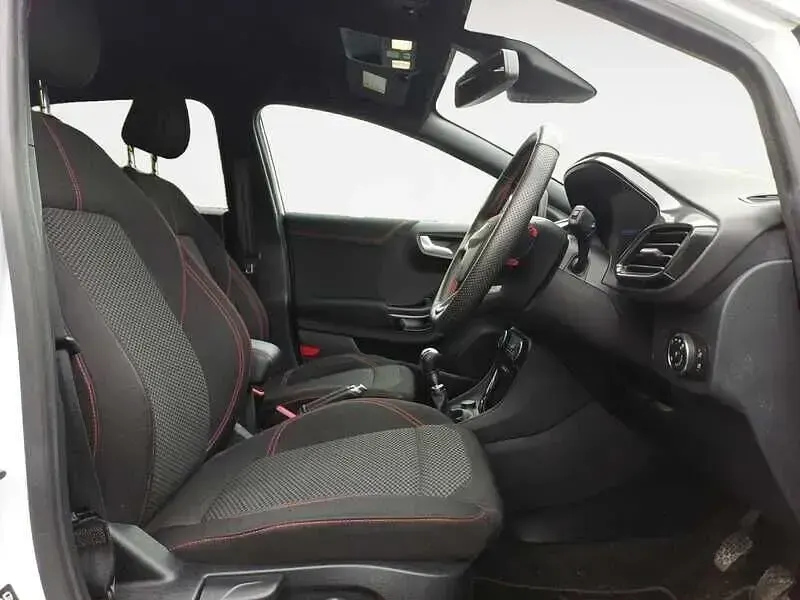 Used Ford Puma ST-Line 125 HP (91 kW) 2023 White SUV