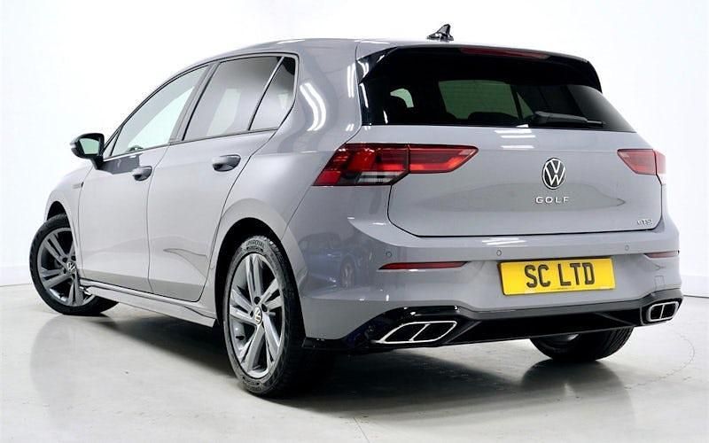 Used VW Golf VIII R-line 150 HP (110 kW) 2023 Hatchback