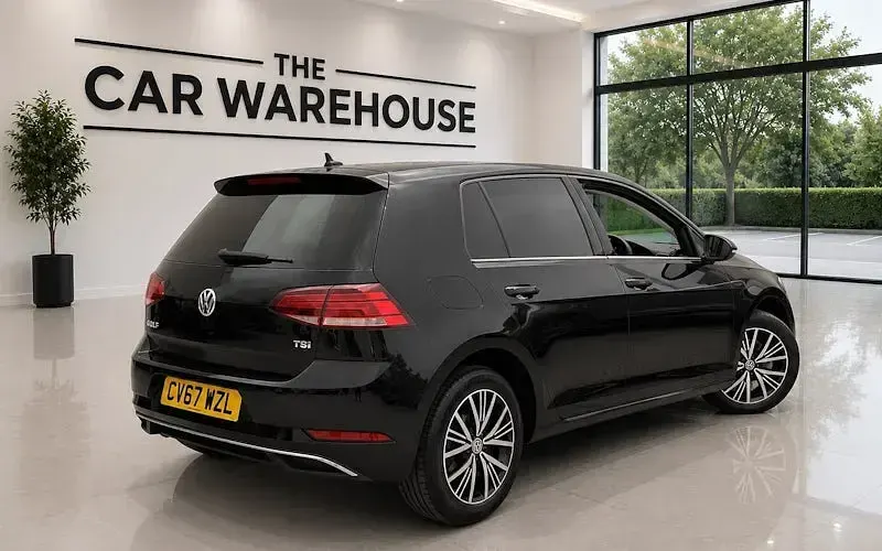 Used VW Golf VII SE 110 HP (80 kW) 2017 Black Hatchback