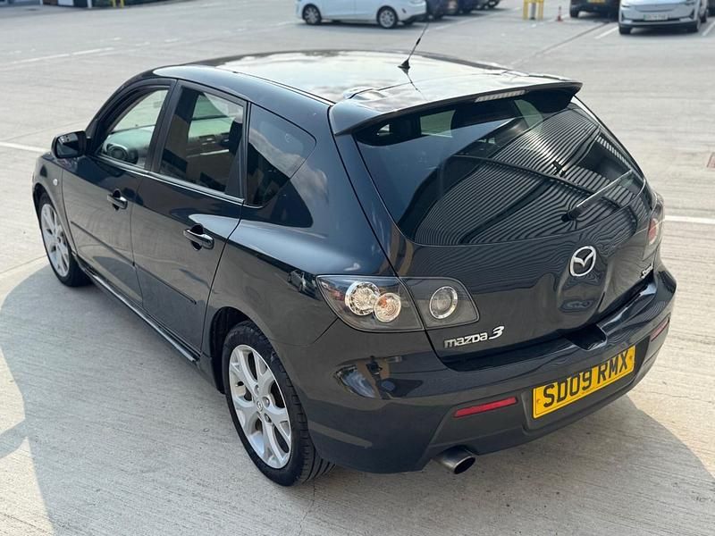 Used Mazda 3 Inclusive 105 HP (77 kW) 2009 Black Hatchback